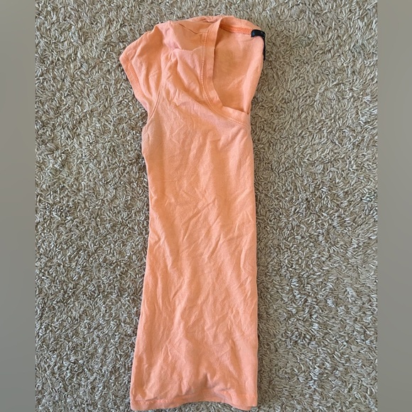 Vintage Bozzolo Women's Orange V-Neck Short Sleeve Top - Picture 4 of 4